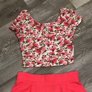H&M Divided | Pink floral crop top | Size: XS